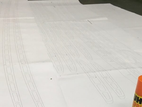 Rippen mit Linien für Solid-Rails und Railprofil