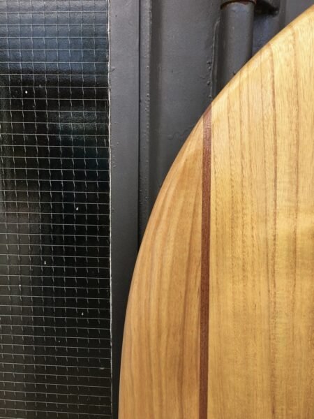 Alaia 5,7 Mahagoni-Stringer
